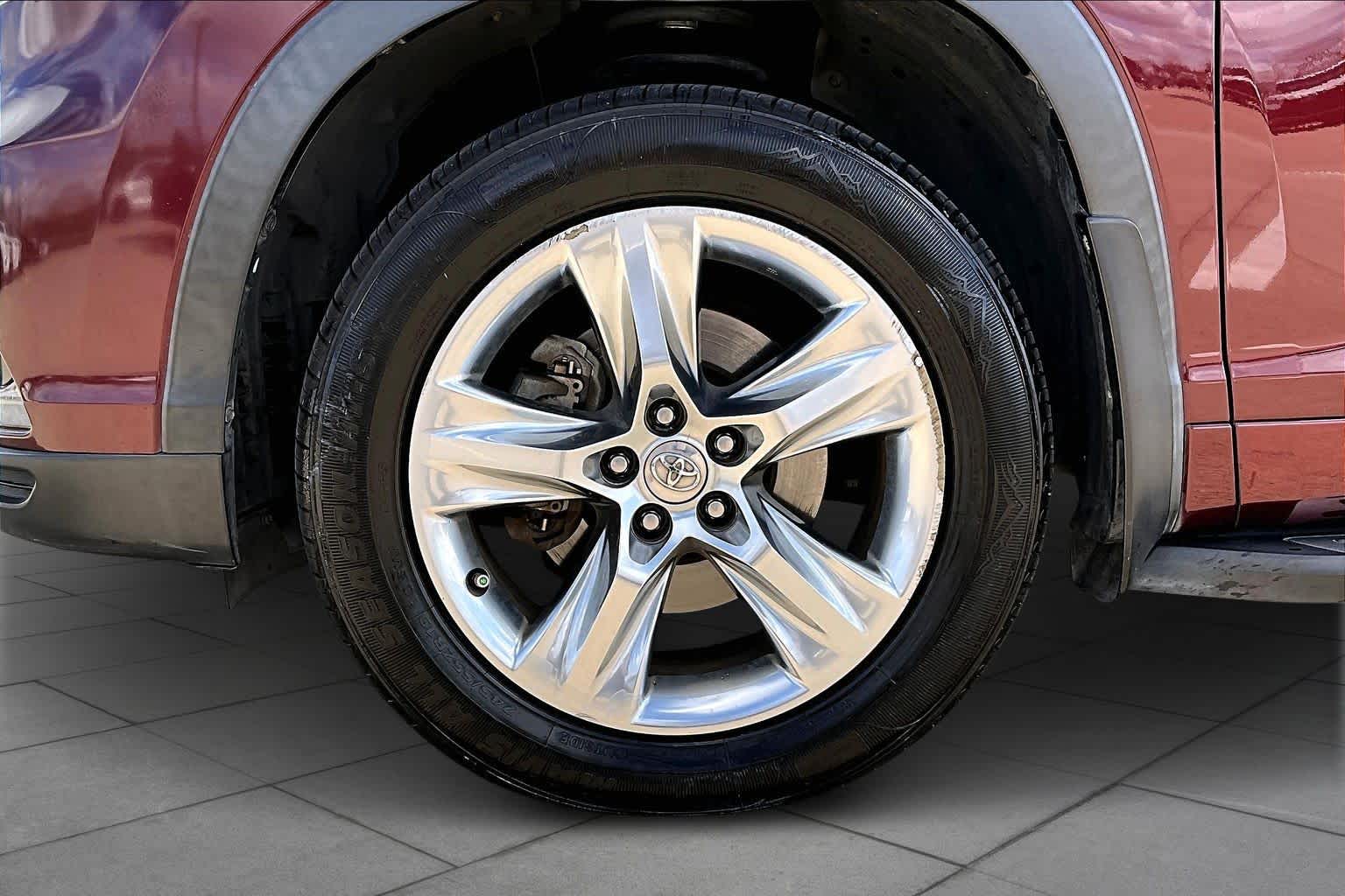 2015 Toyota Highlander Limited Ooh La La Rouge Mica at Honda of Clear Lake