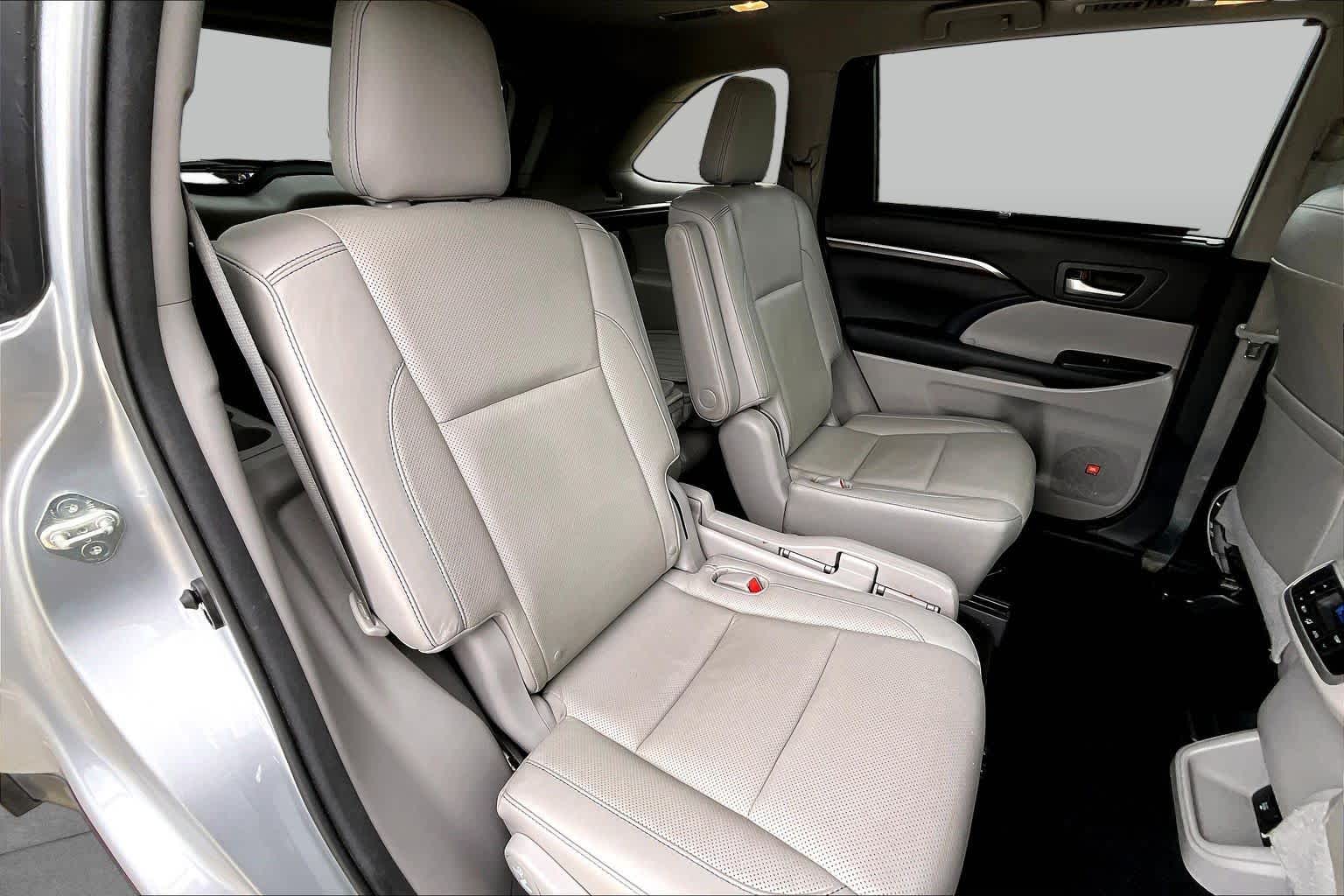 2015 Toyota Highlander Limited Silver Sky Metallic at Honda of Clear Lake