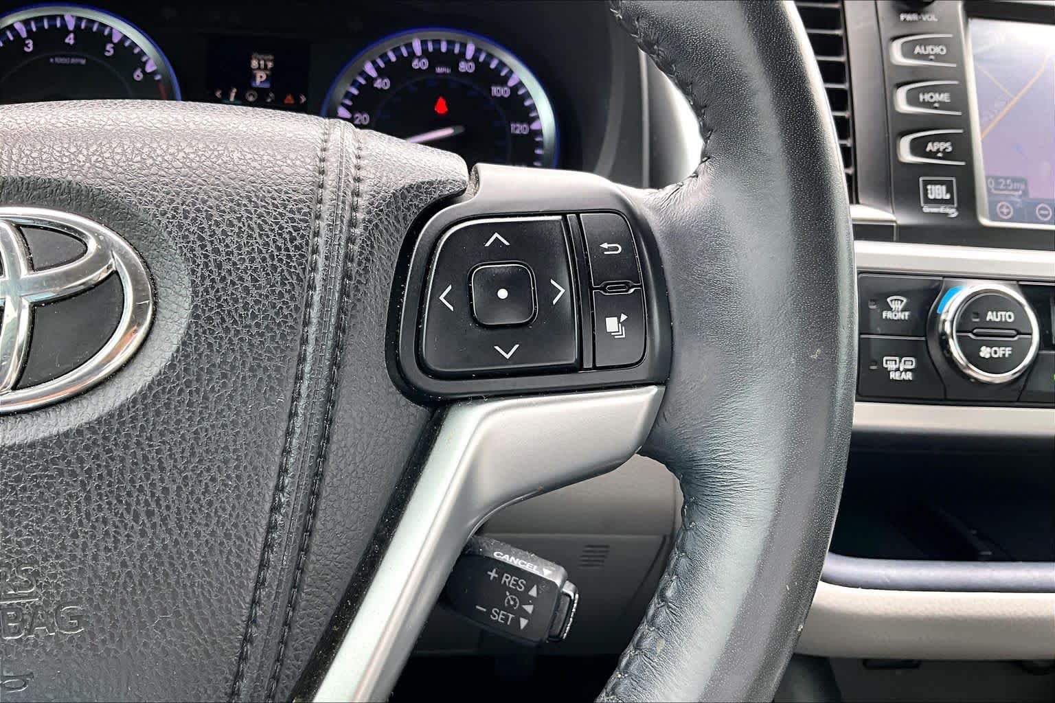 2015 Toyota Highlander Limited Silver Sky Metallic at Honda of Clear Lake
