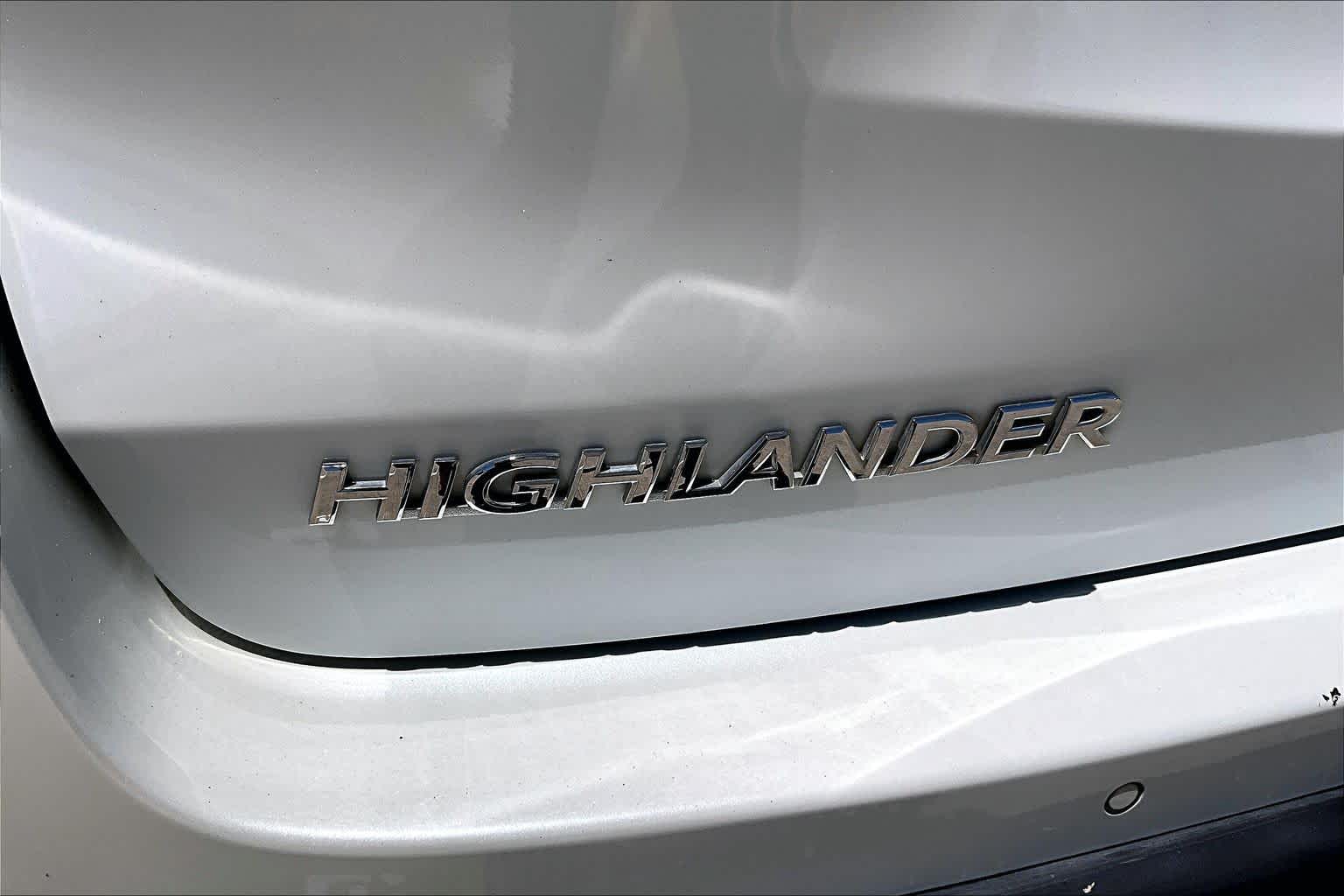 2018 Toyota Highlander Limited Blizzard Pearl at Beck & Masten Kia