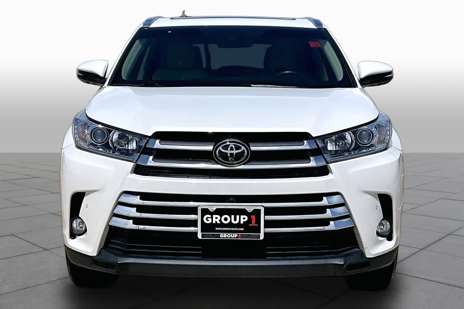 2018 Toyota Highlander Limited Blizzard Pearl at AutoNation USA Katy