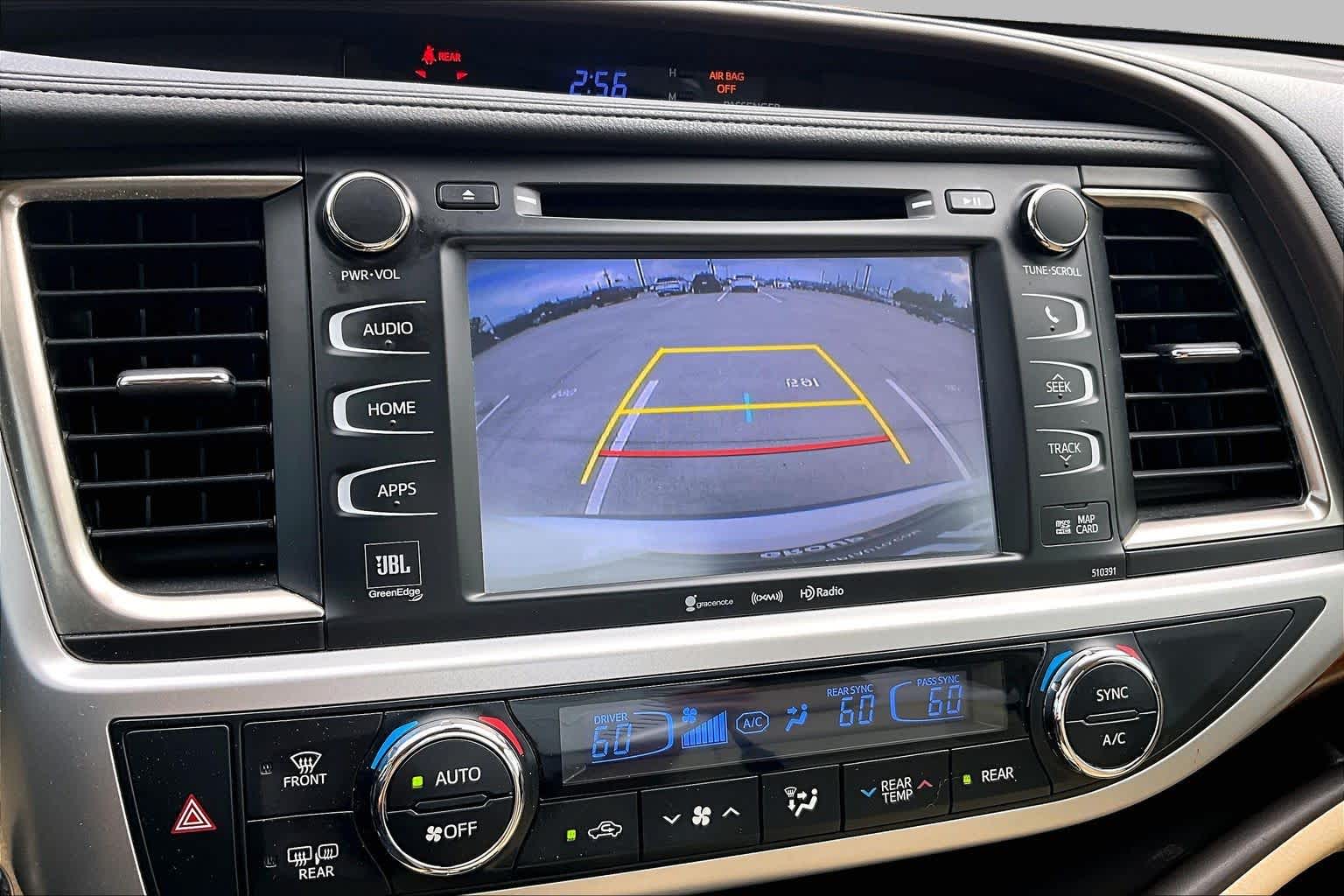 2019 Toyota Highlander Limited Blizzard Pearl at Beck & Masten Kia