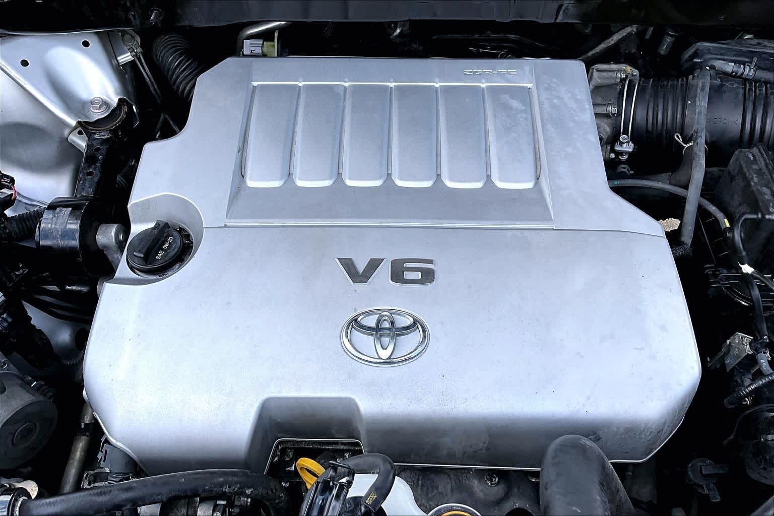 2012 Toyota Highlander SE Classic Silver Metallic at Beck & Masten Kia