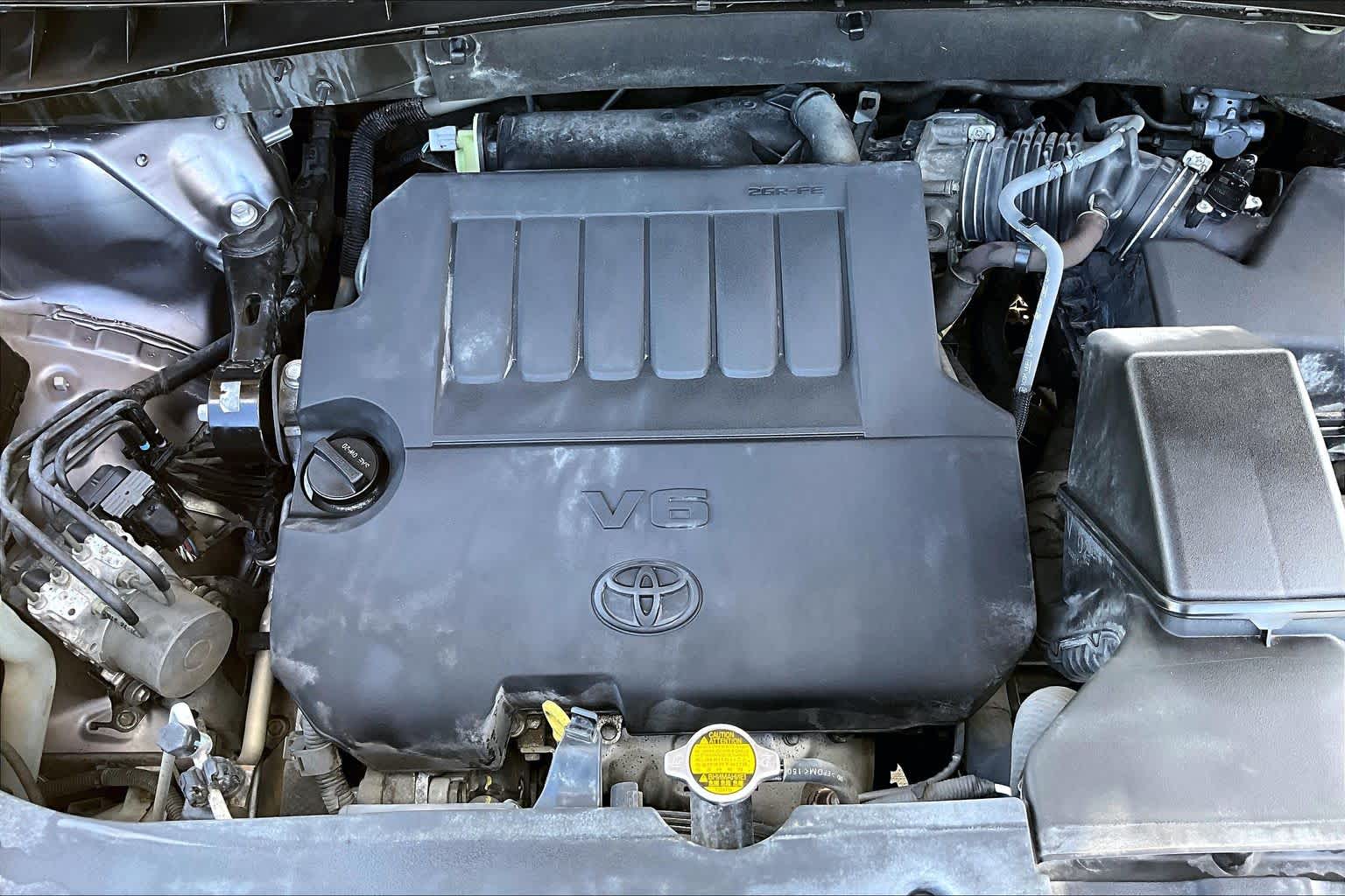 2015 Toyota Highlander LE Plus Predawn Gray Mica at Beck & Masten Kia