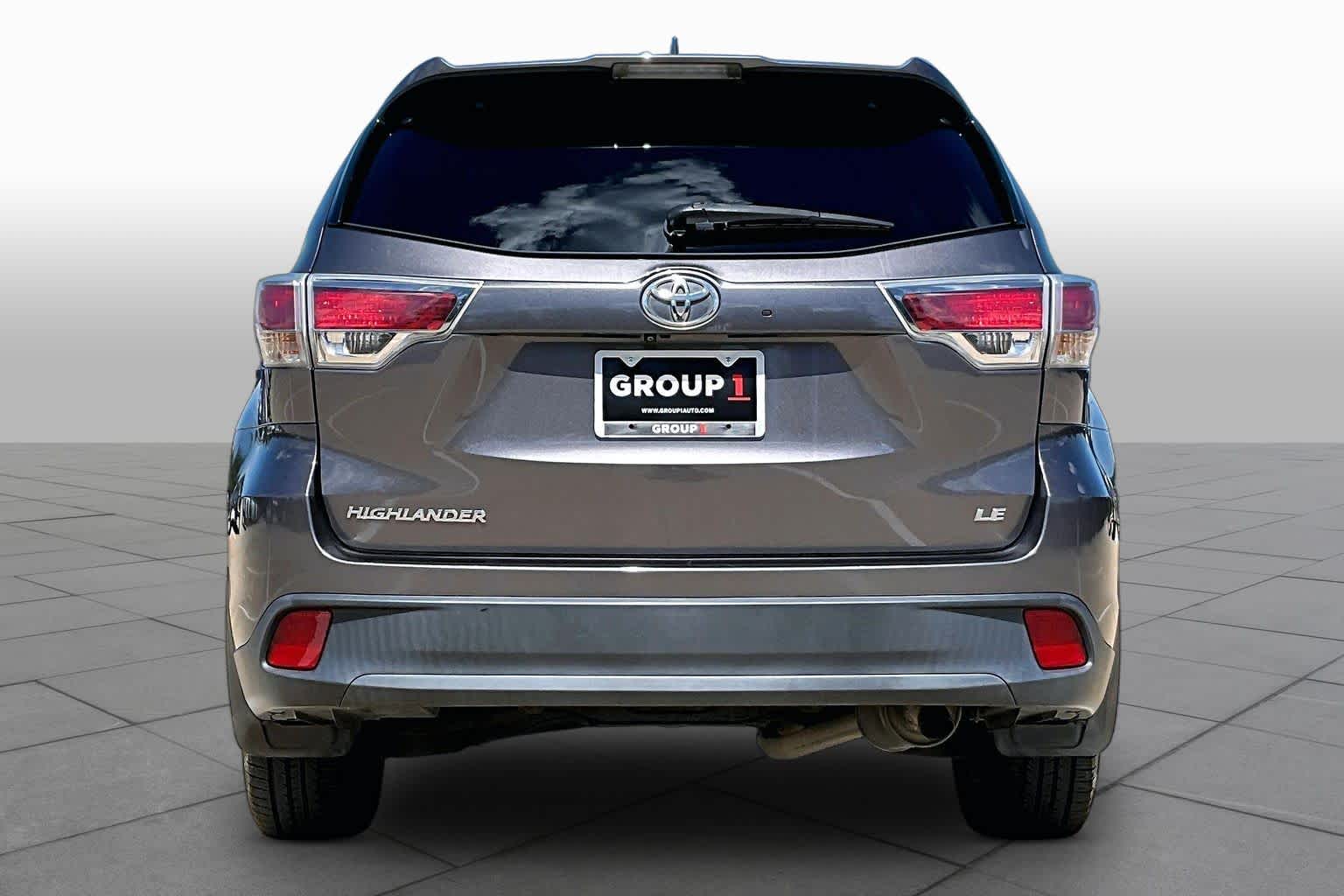 2015 Toyota Highlander LE Plus Predawn Gray Mica at Beck & Masten Kia