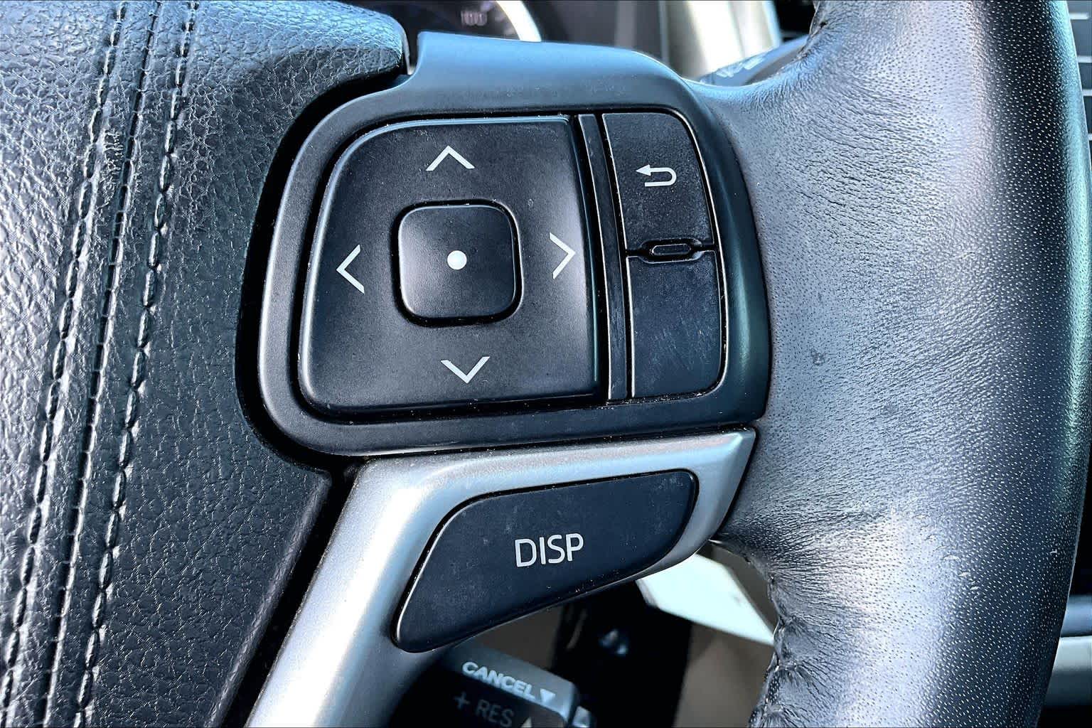 2015 Toyota Highlander LE Plus Predawn Gray Mica at Beck & Masten Kia