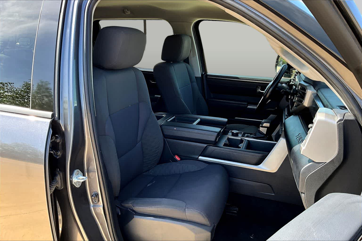 2023 Toyota Tundra SR5 - 8