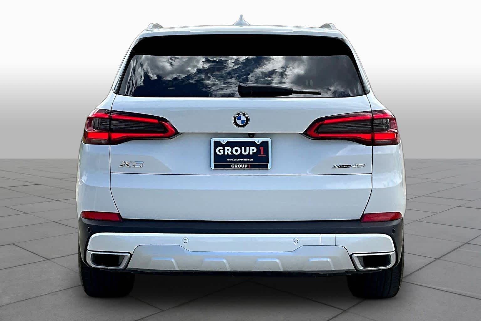 2019 BMW X5 xDrive40i xDrive40i Alpine White at Sterling McCall Nissan