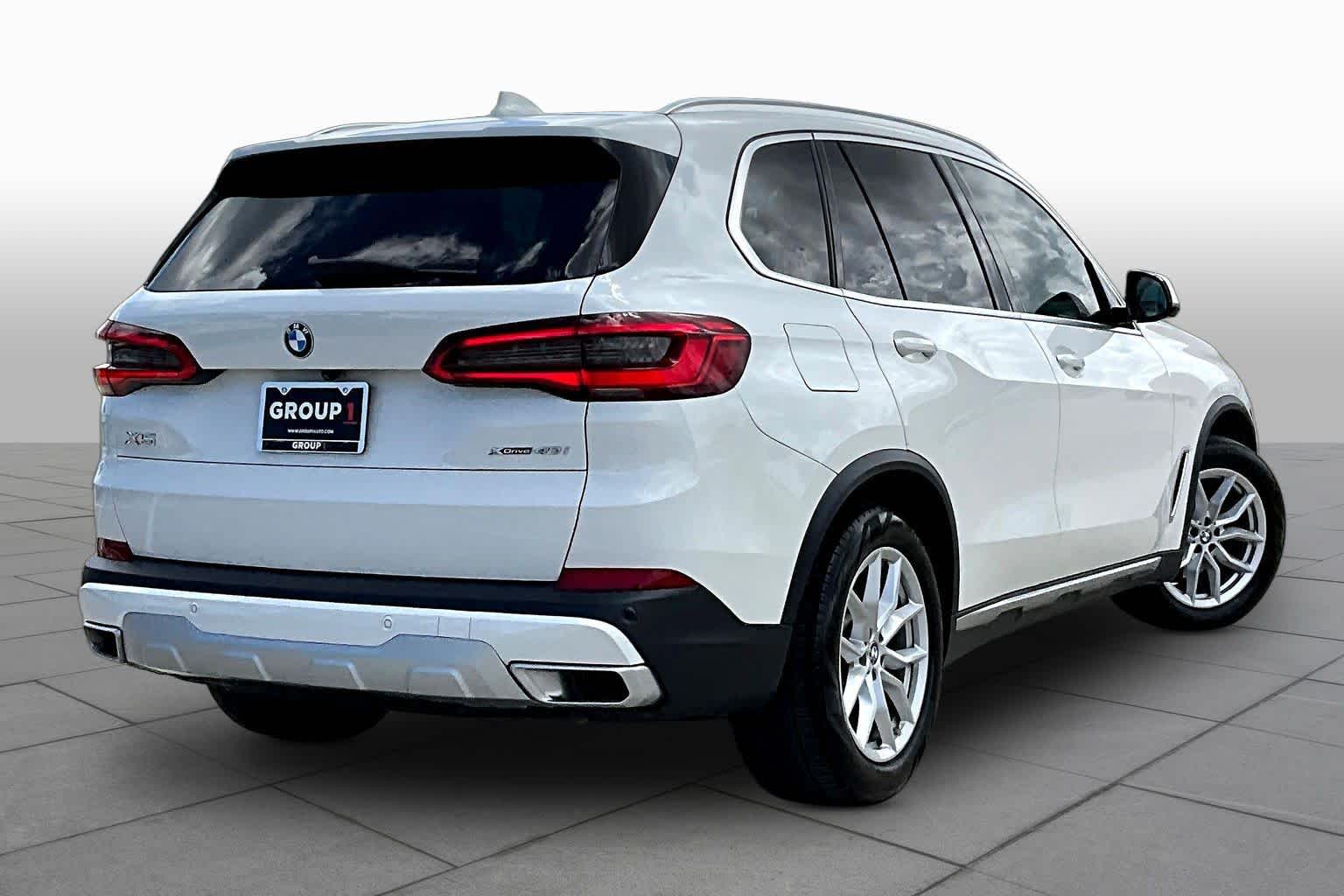 2019 BMW X5 xDrive40i xDrive40i Alpine White at Sterling McCall Nissan