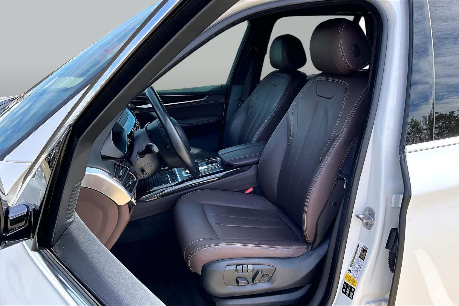2017 BMW X5 xDrive35i photo 8 of 37