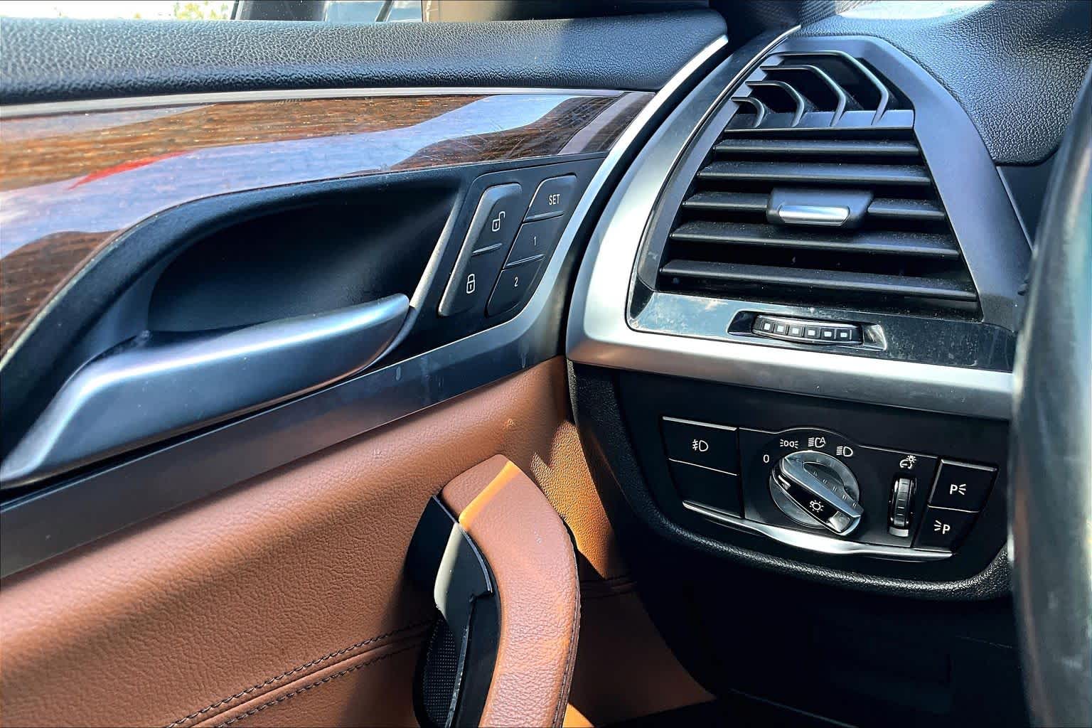 2019 BMW X4 xDrive30i photo 31 of 32