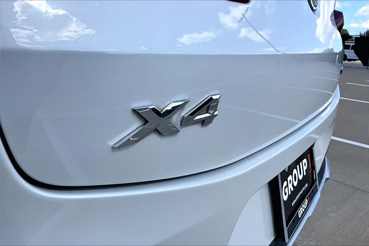 2019 BMW X4 xDrive30i photo 27 of 32