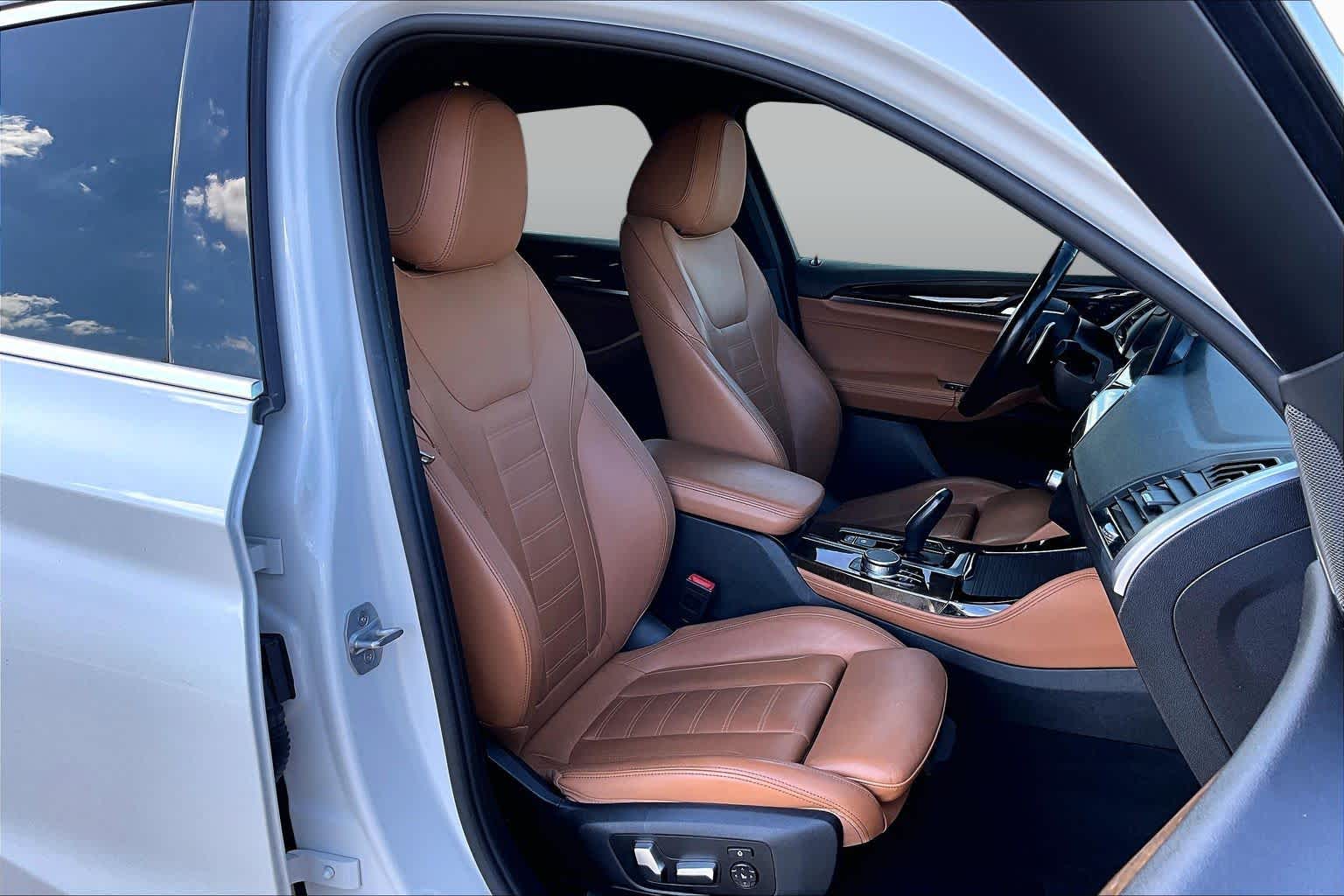 2019 BMW X4 xDrive30i photo 9 of 32