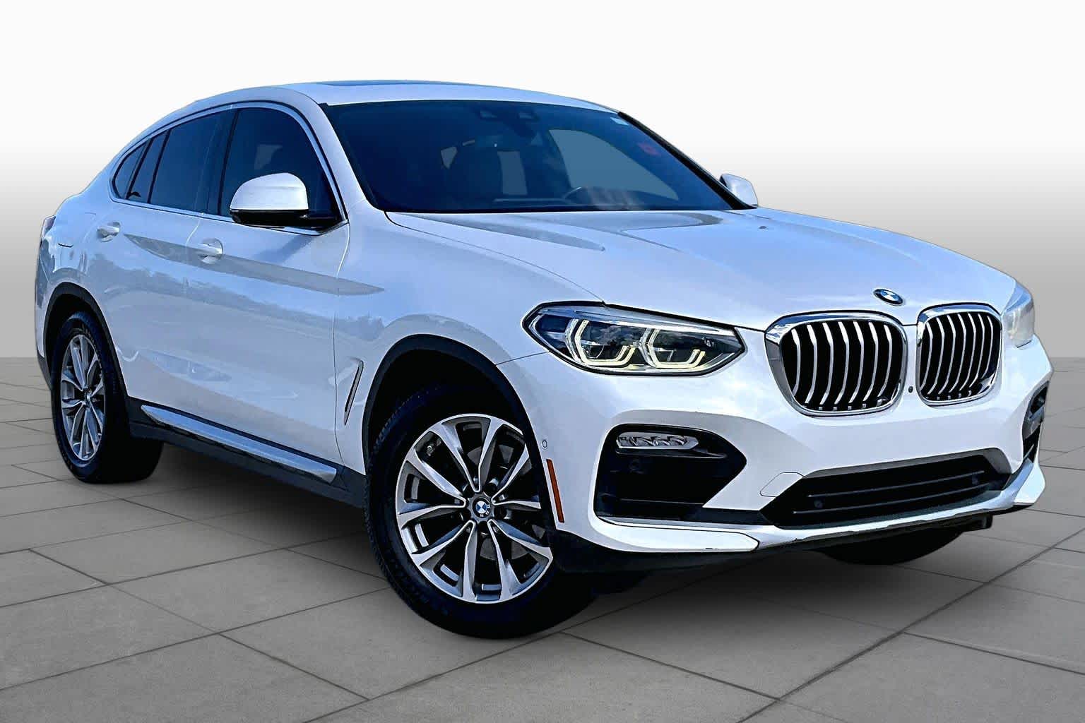 2019 BMW X4 xDrive30i photo 3 of 32