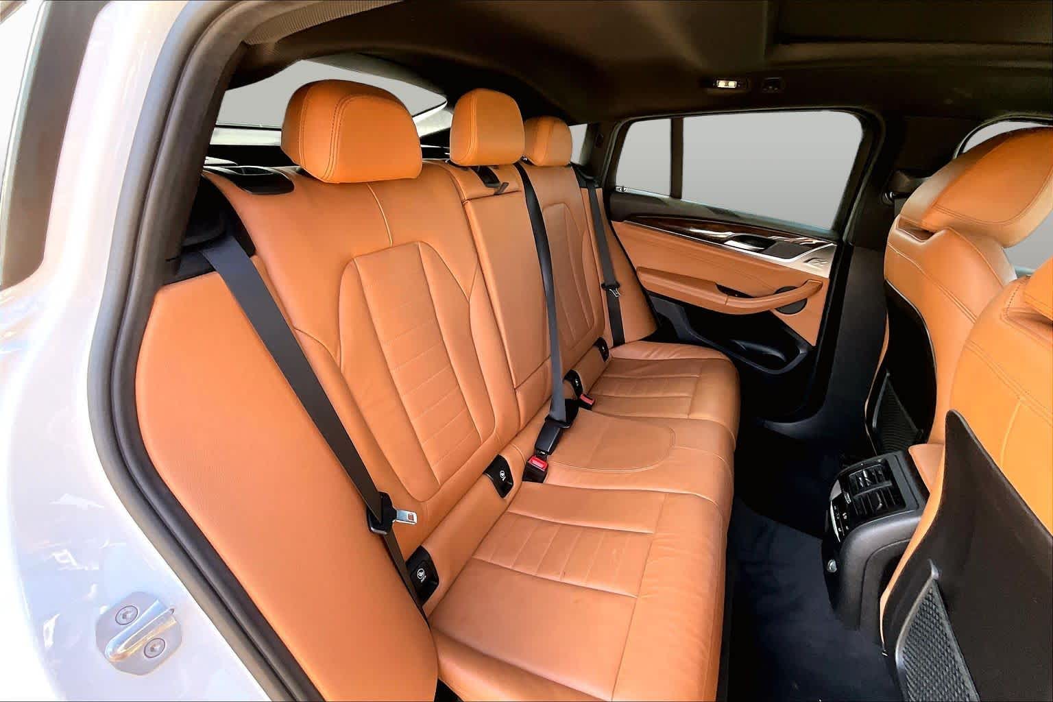 2019 BMW X4 xDrive30i photo 18 of 32