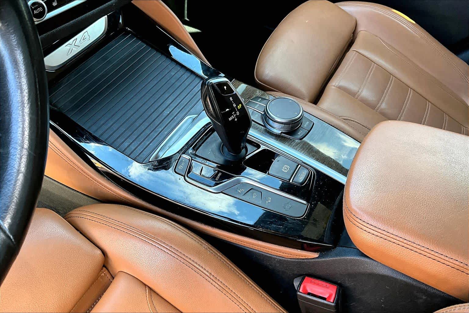2019 BMW X4 xDrive30i photo 16 of 32