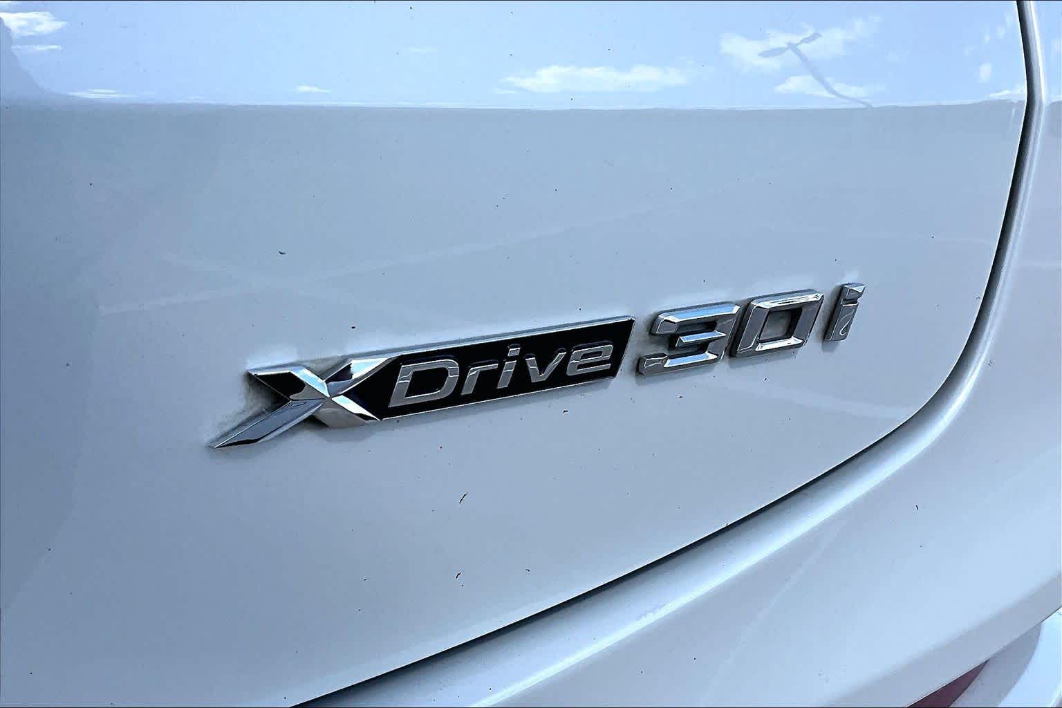 2019 BMW X4 xDrive30i photo 10 of 32