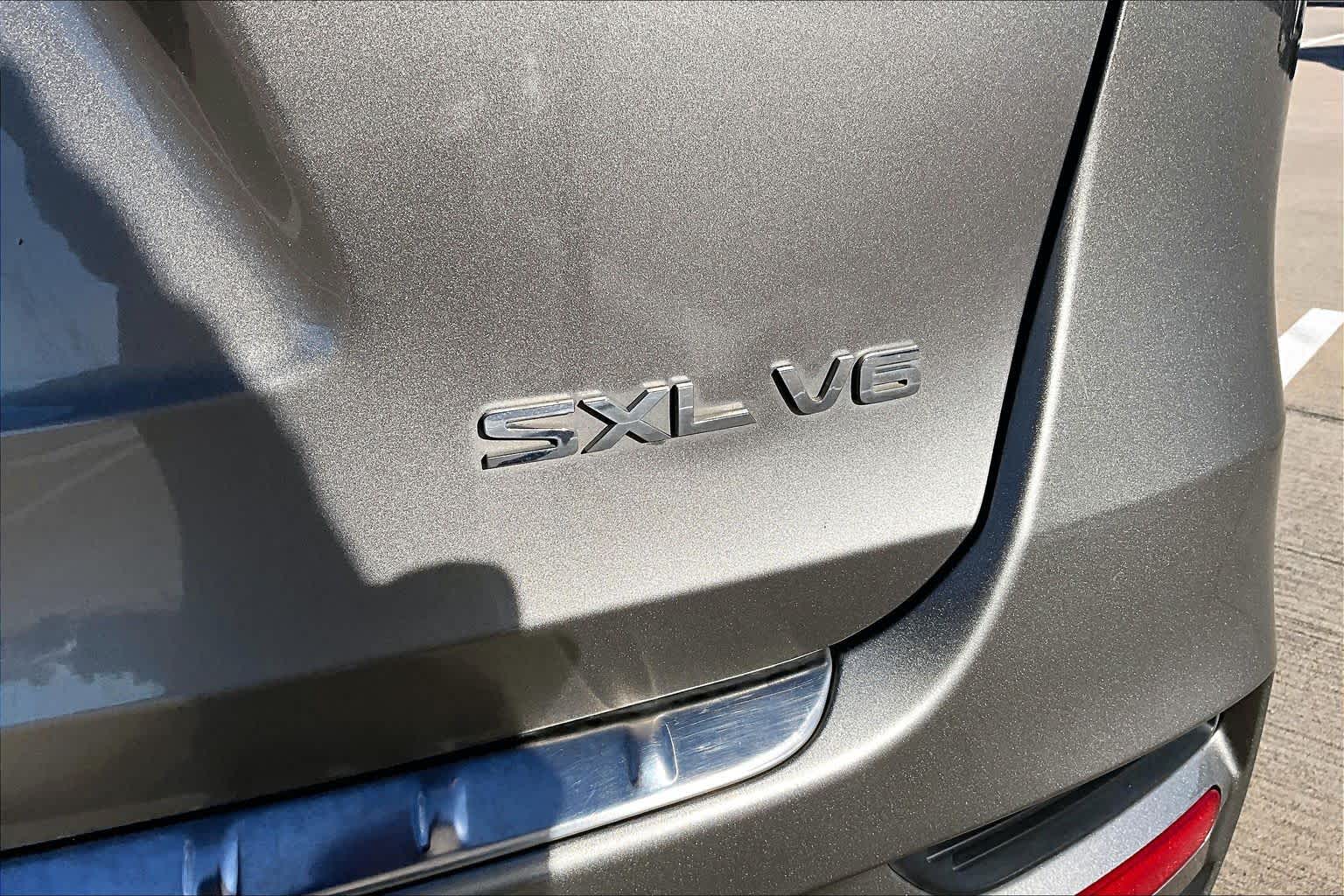 2018 Kia Sorento SX Limited V6 Titanium Silver at AutoNation USA Katy