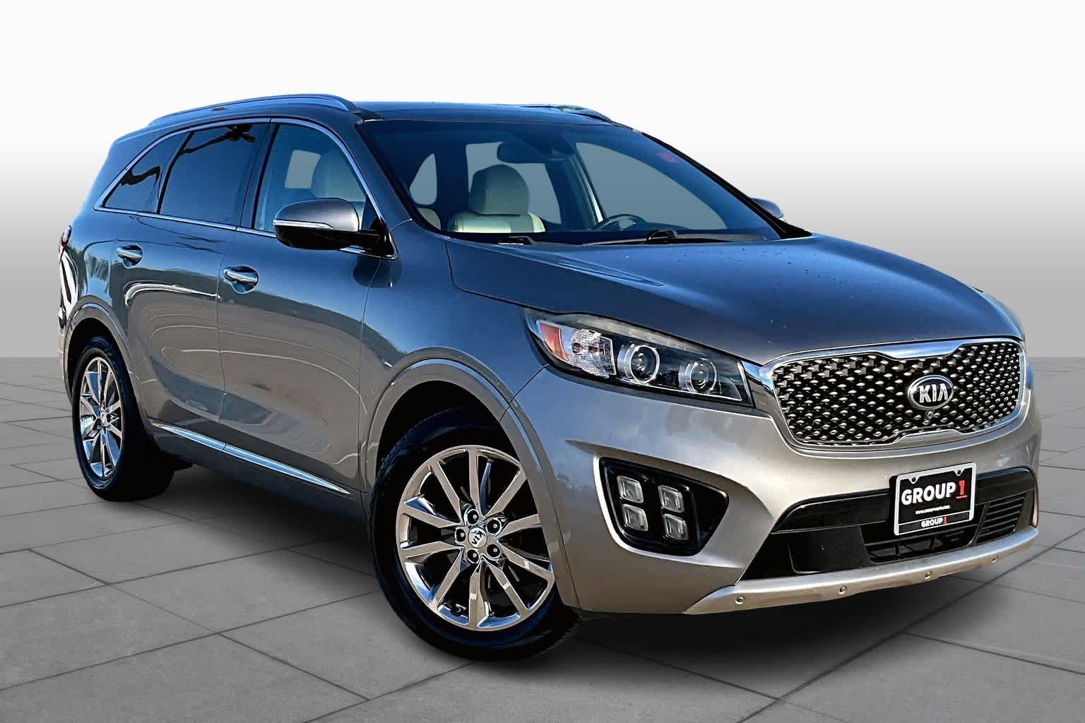 2018 Kia Sorento SX Limited V6 Titanium Silver at AutoNation USA Katy