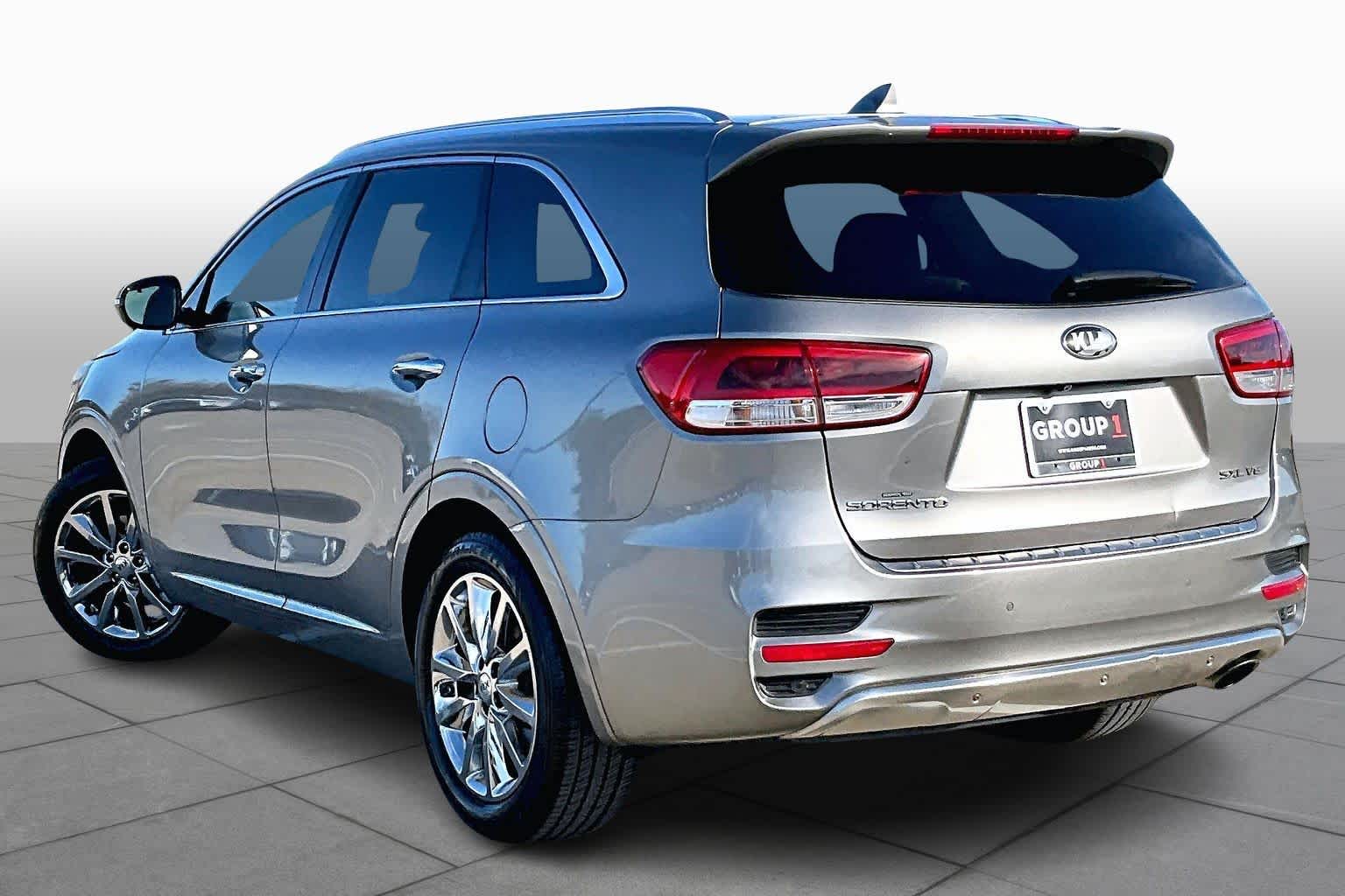 2018 Kia Sorento SX Limited V6 Titanium Silver at AutoNation USA Katy
