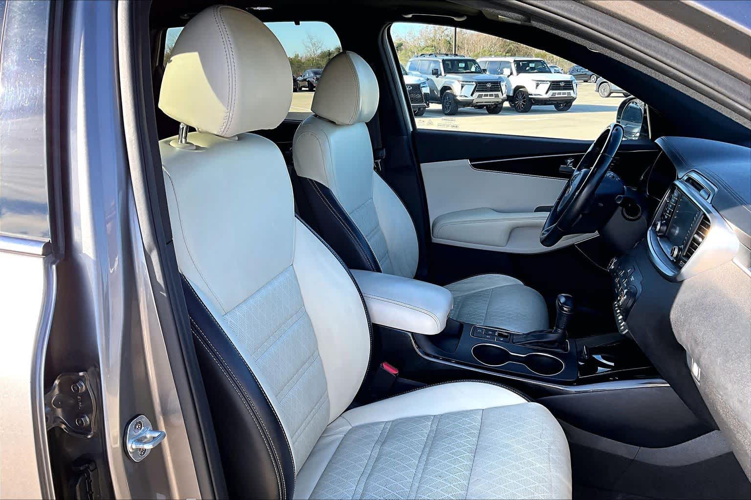 2018 Kia Sorento SX Limited V6 Titanium Silver at AutoNation USA Katy