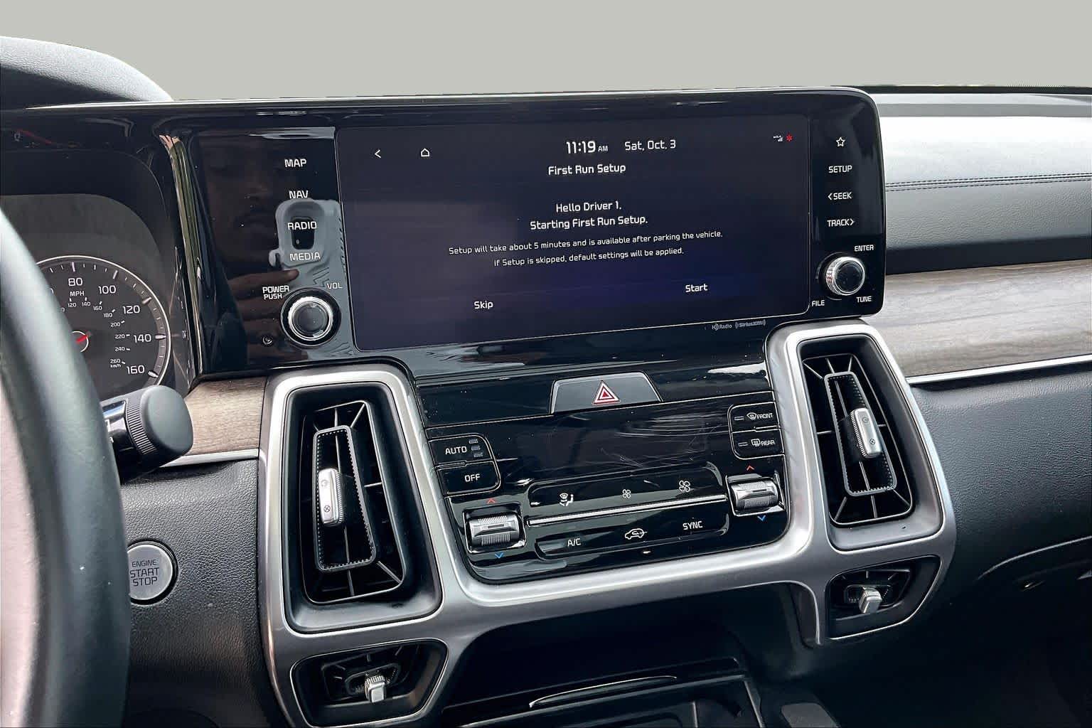 2023 Kia Sorento photo 7 of 37