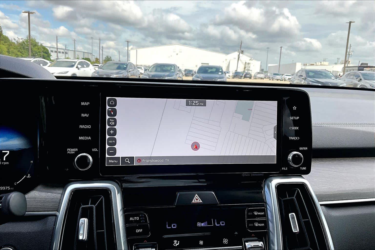 2023 Kia Sorento photo 34 of 37