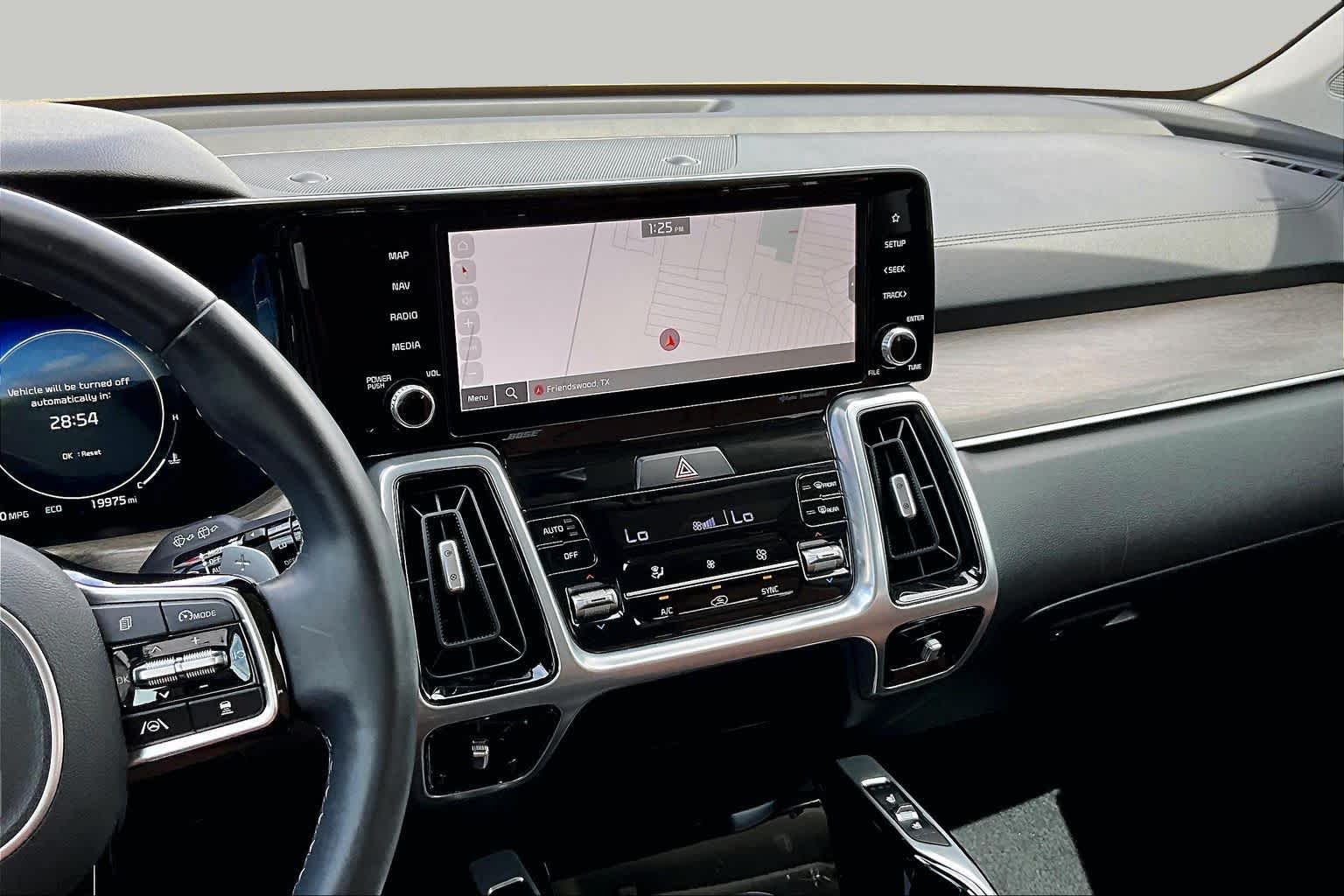2023 Kia Sorento photo 7 of 37