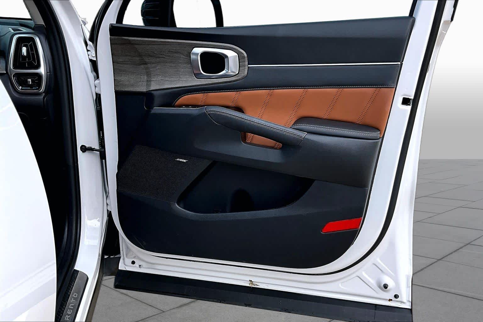 2023 Kia Sorento photo 23 of 37