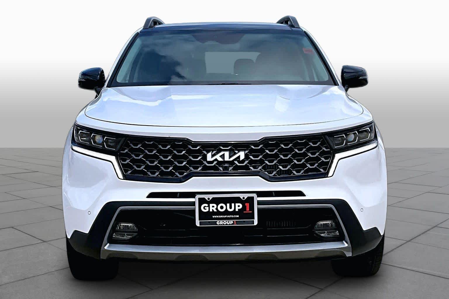 2023 Kia Sorento photo 4 of 37