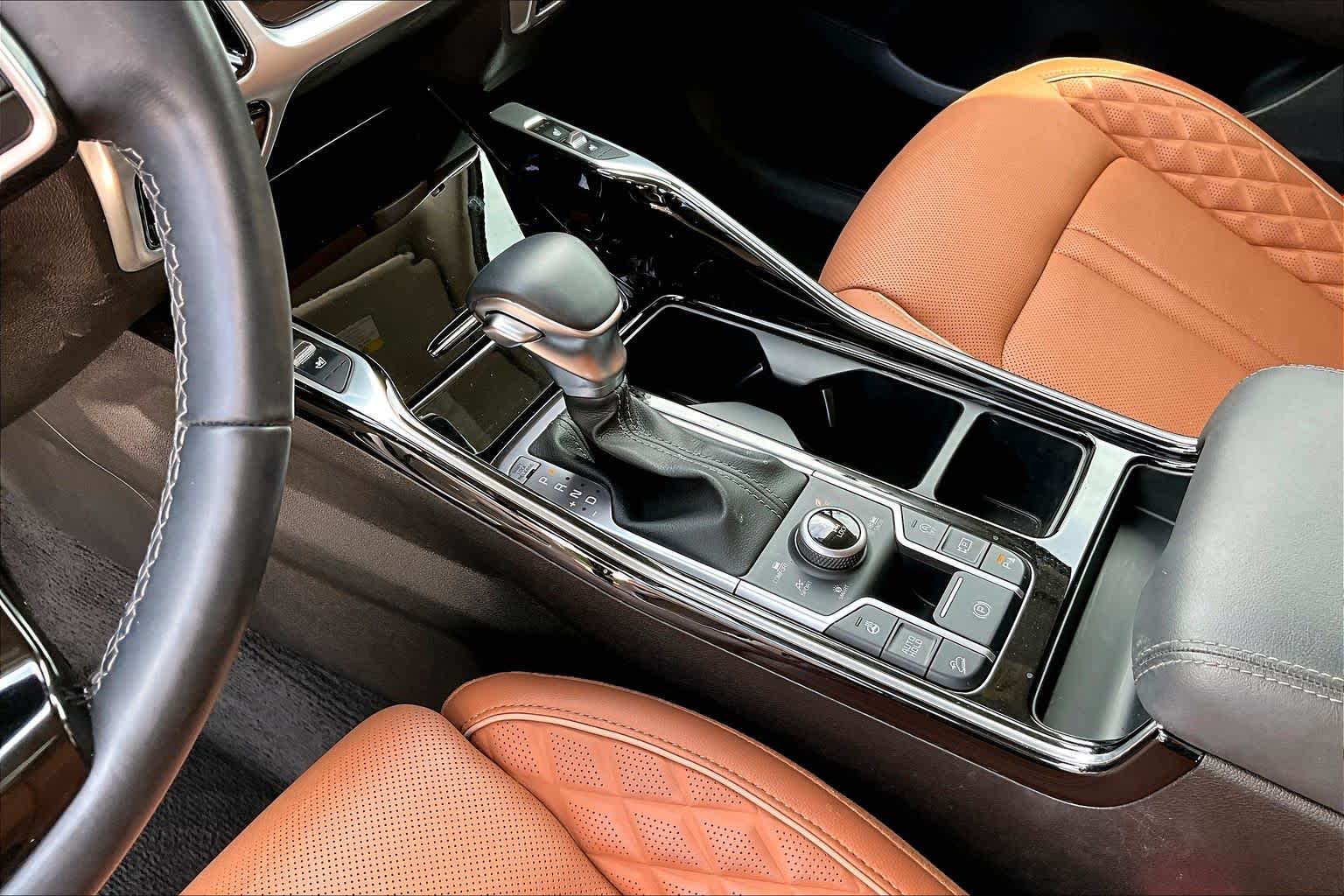 2023 Kia Sorento photo 17 of 37