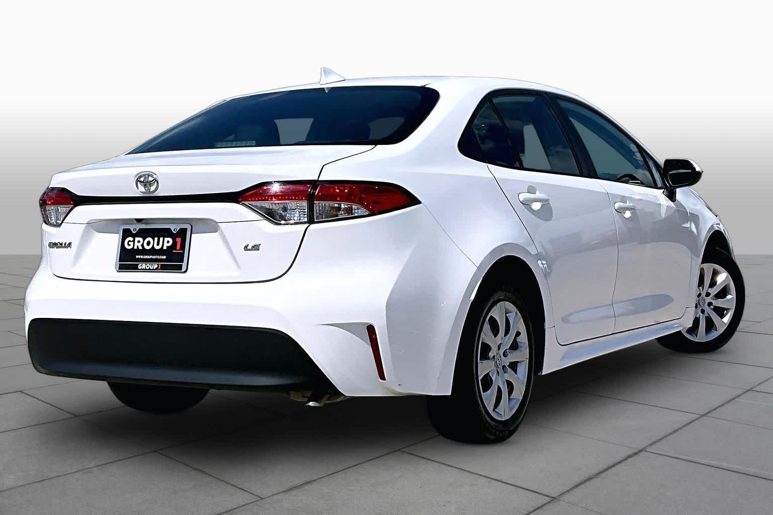 2024 Toyota Corolla LE Ice Cap at Beck & Masten Kia