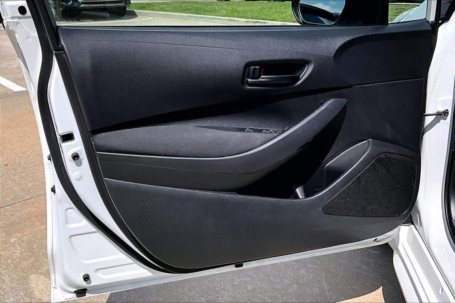 2024 Toyota Corolla LE Ice Cap at Beck & Masten Kia