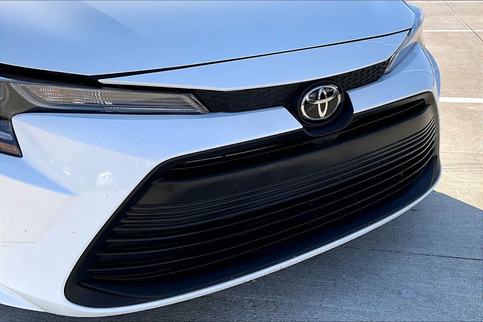 2024 Toyota Corolla LE Ice Cap at Beck & Masten Kia