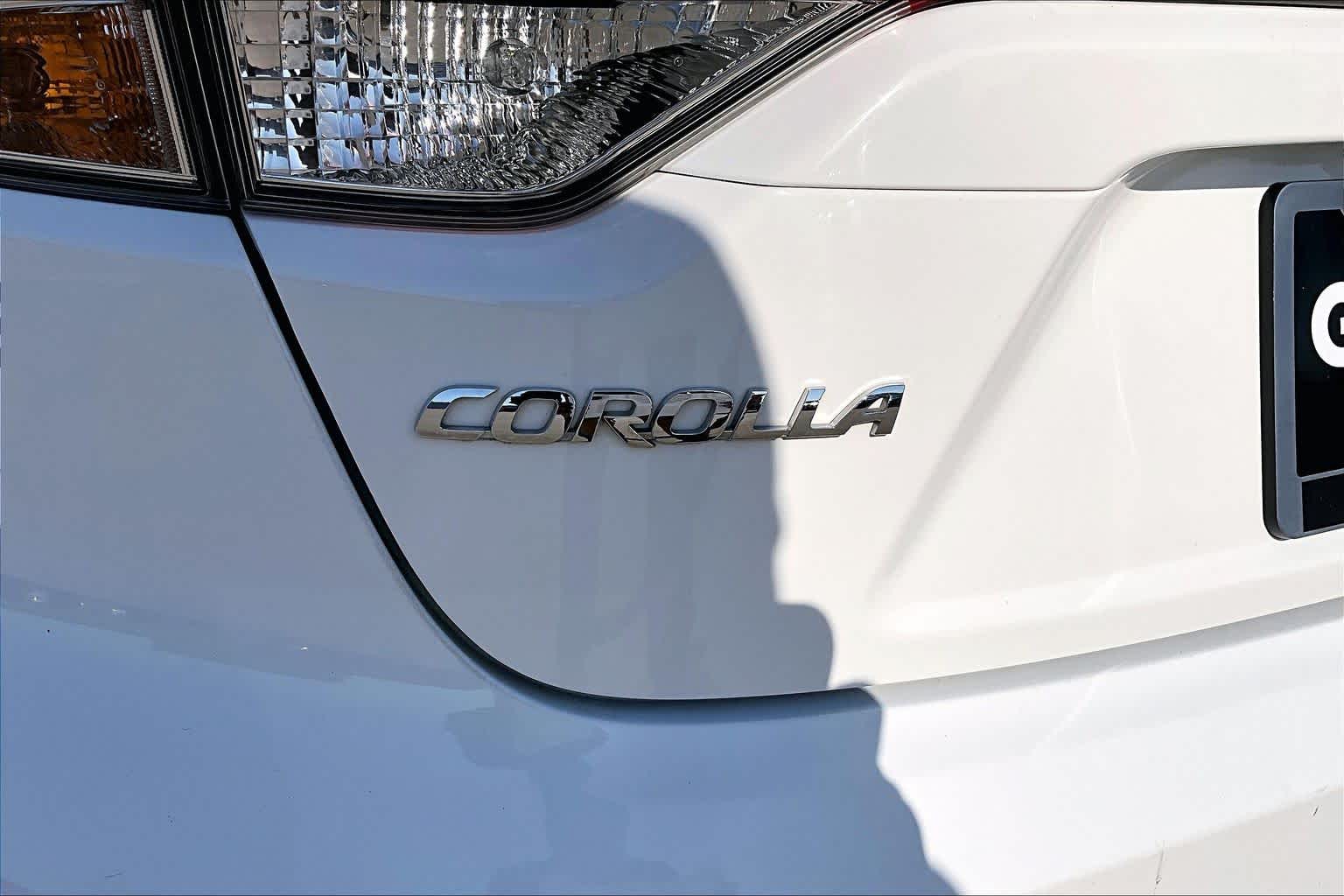 2024 Toyota Corolla LE Ice Cap at Beck & Masten Kia