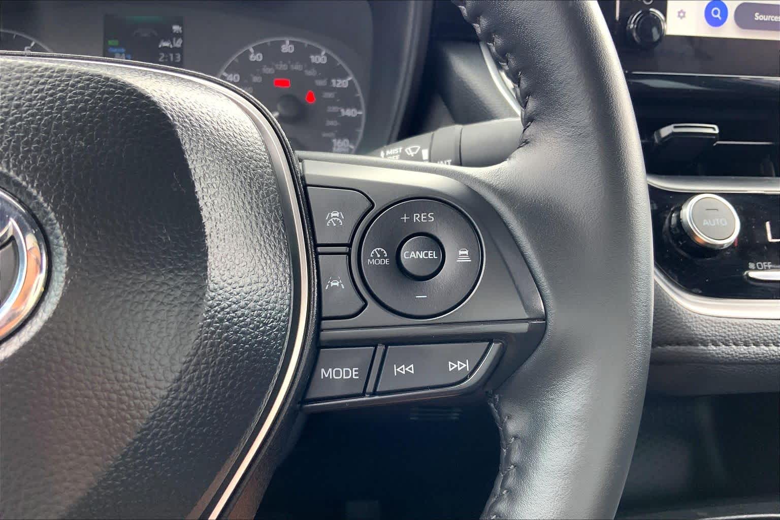 2025 Toyota Corolla SE Classic Silver Metallic at Group 1 Toyota Southwest