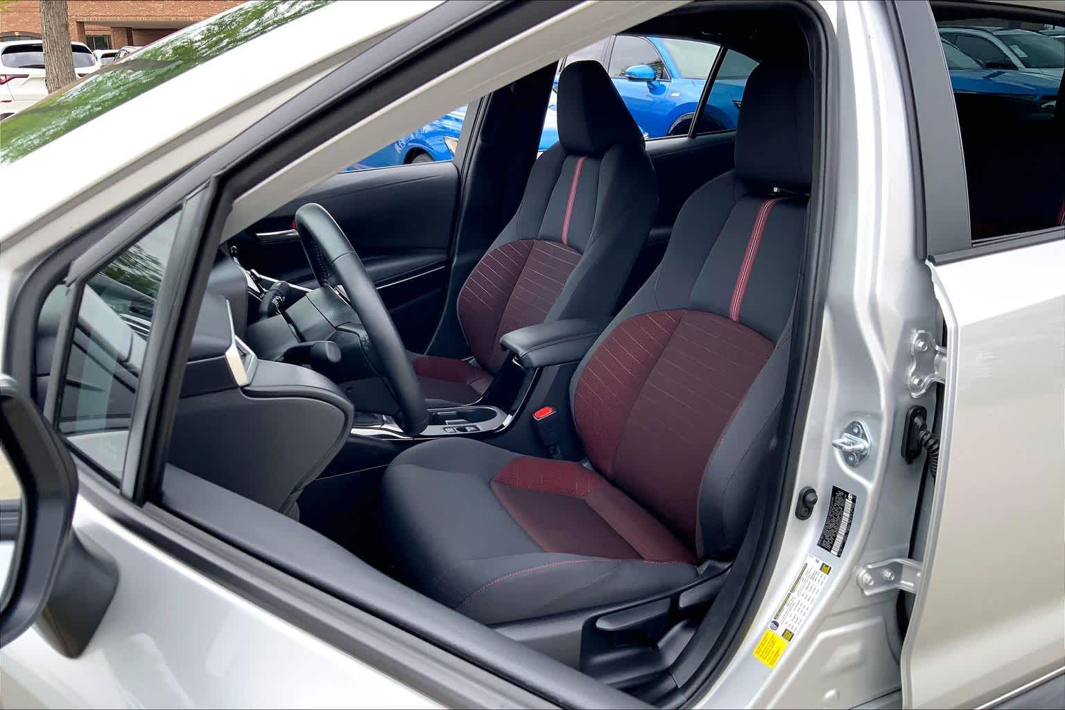 2025 Toyota Corolla SE Classic Silver Metallic at Group 1 Toyota Southwest