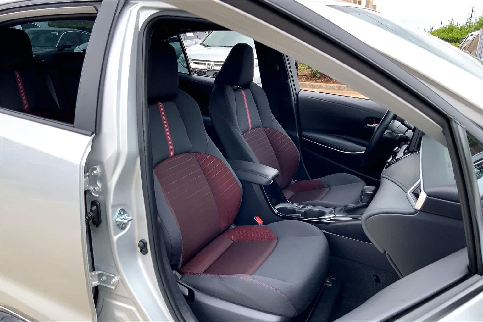 2025 Toyota Corolla SE Classic Silver Metallic at Group 1 Toyota Southwest