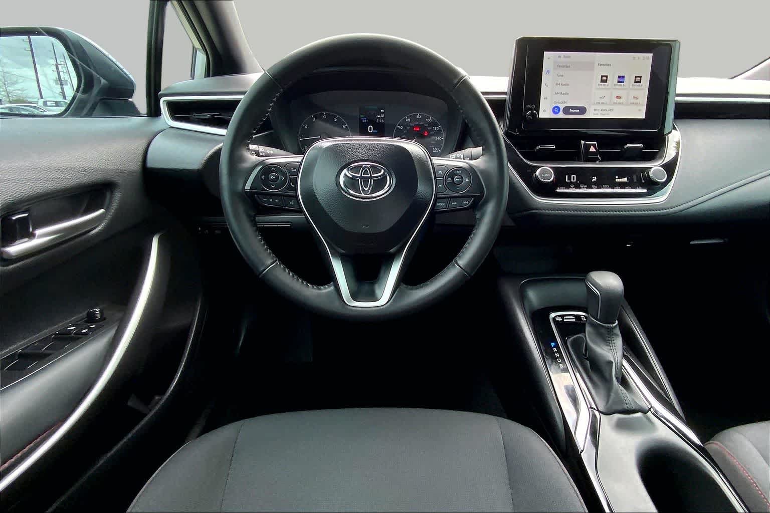 2025 Toyota Corolla SE Classic Silver Metallic at Davis Chevrolet