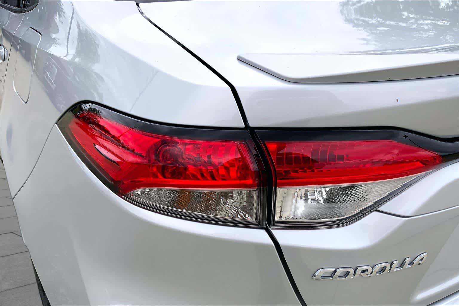 2025 Toyota Corolla SE Classic Silver Metallic at Davis Chevrolet