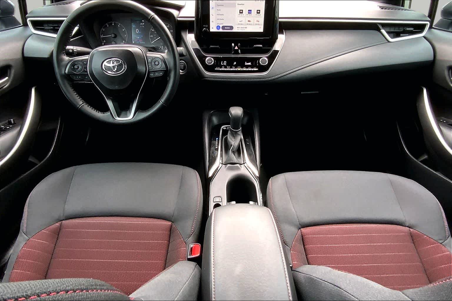 2025 Toyota Corolla SE Classic Silver Metallic at Davis Chevrolet