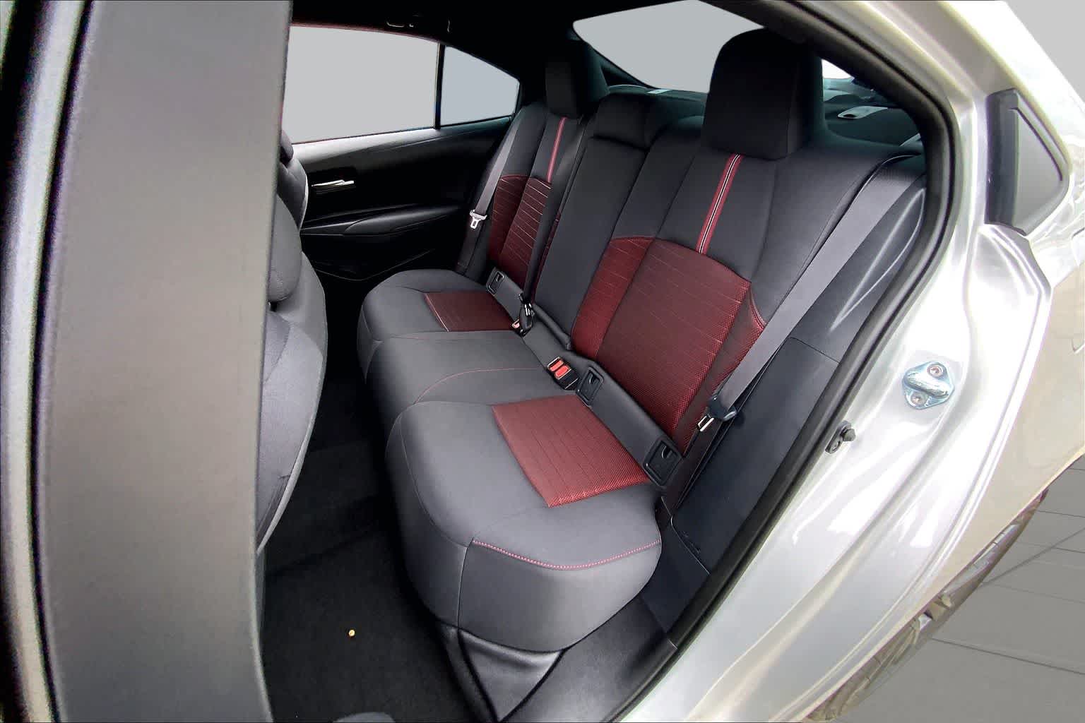 2025 Toyota Corolla SE Classic Silver Metallic at Davis Chevrolet