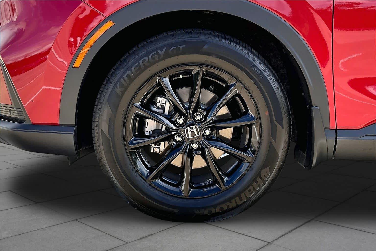 2026 Honda CR-V Hybrid photo 11 of 37