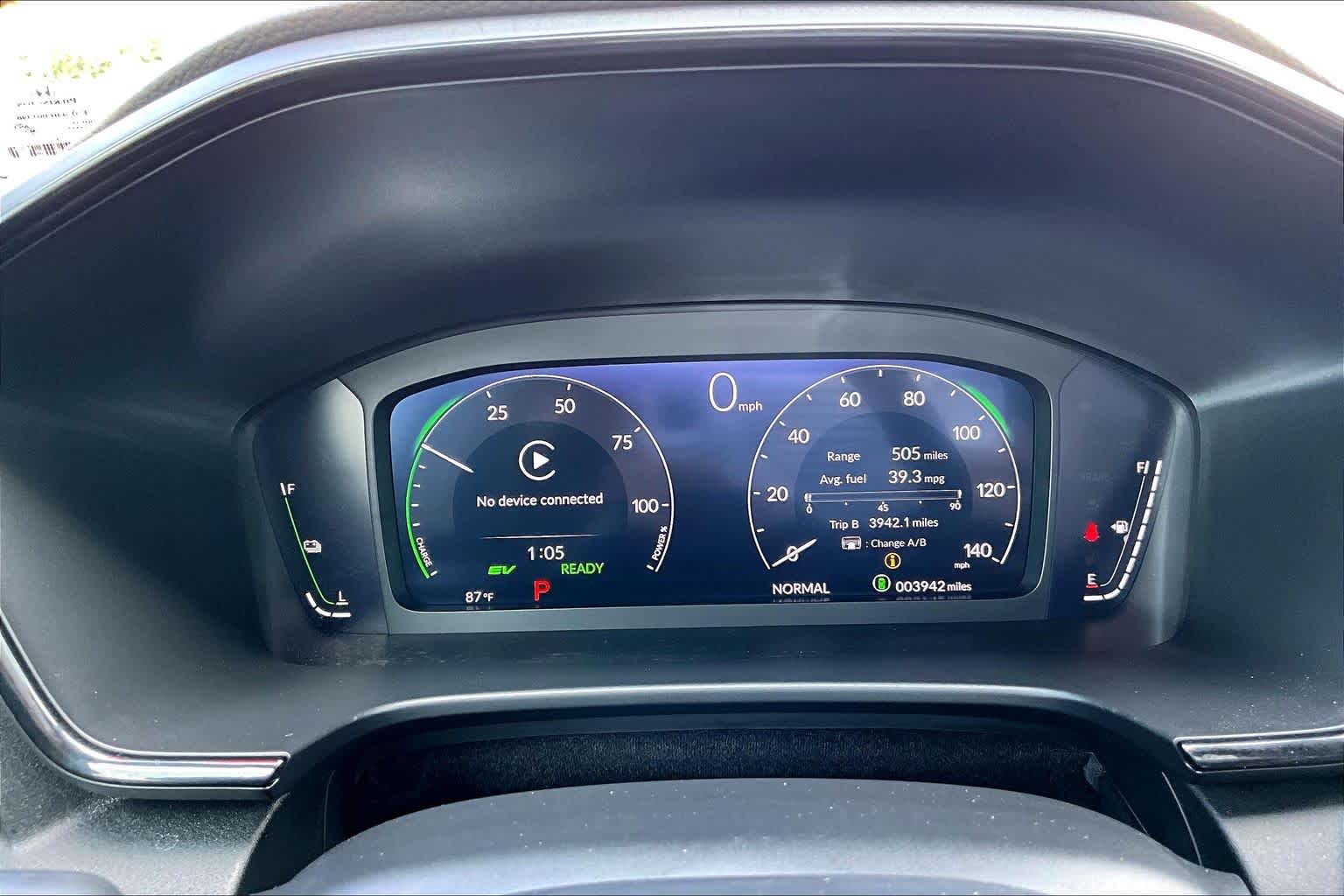 2026 Honda CR-V Hybrid photo 26 of 37