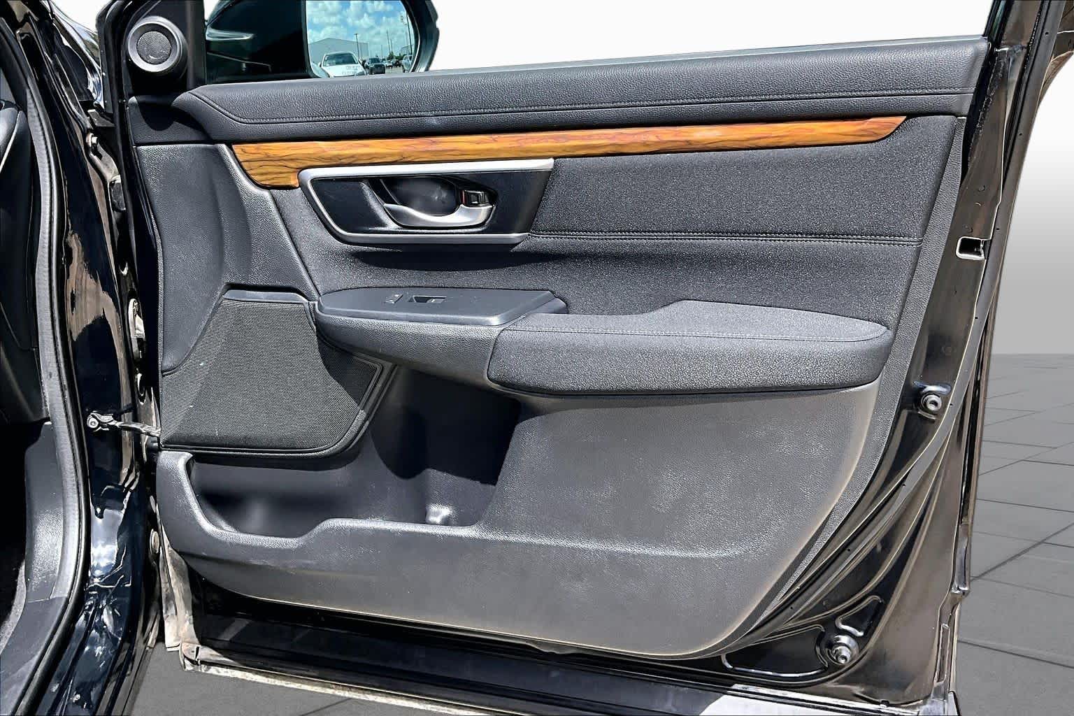 2017 Honda CR-V EX Crystal Black Pearl at Beck & Masten Kia