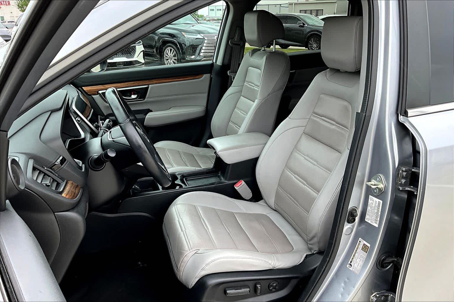 2019 Honda CR-V Touring Lunar Silver Metallic at AutoNation Toyota Gulf Fwy