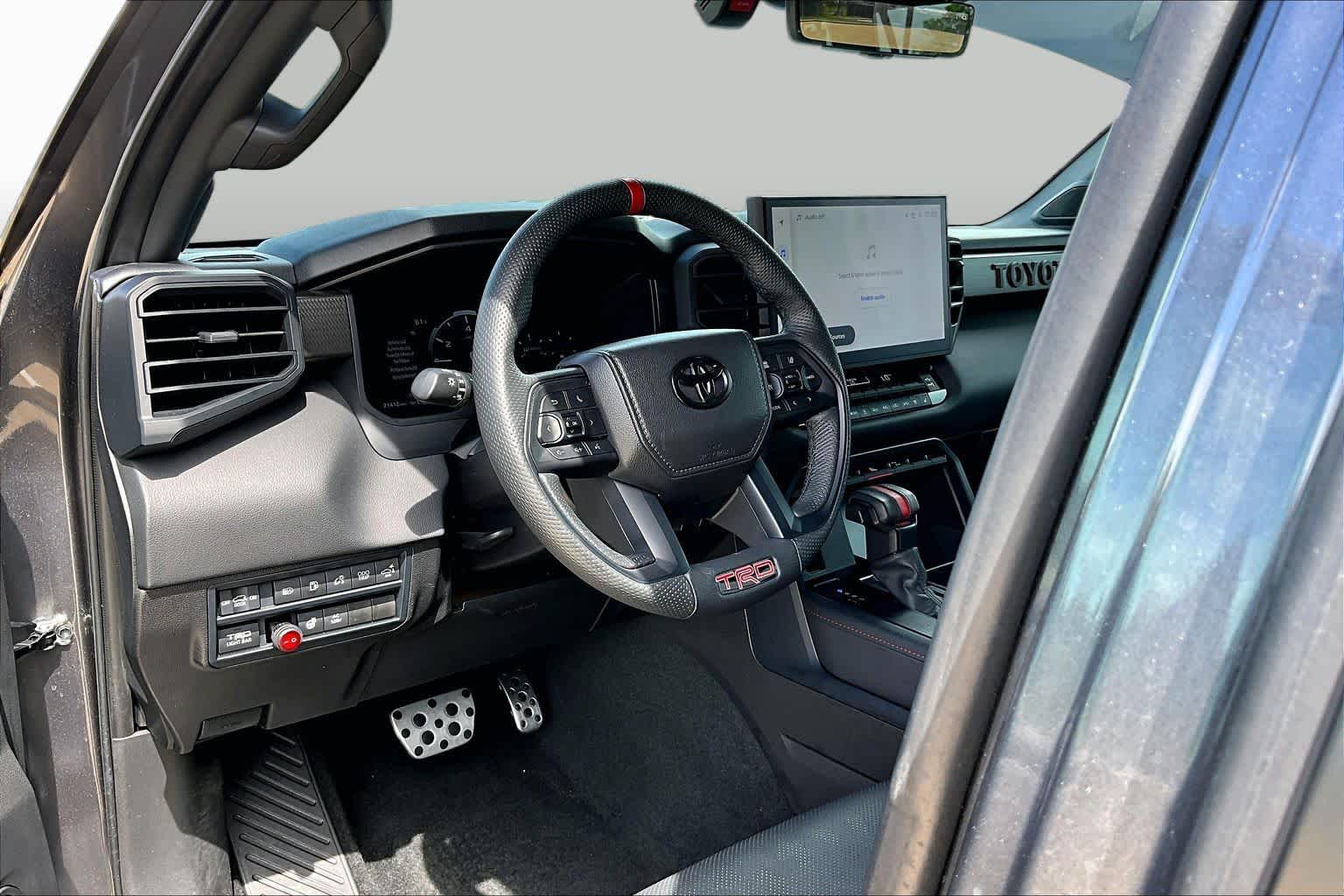 2025 Toyota Sequoia photo 18 of 37