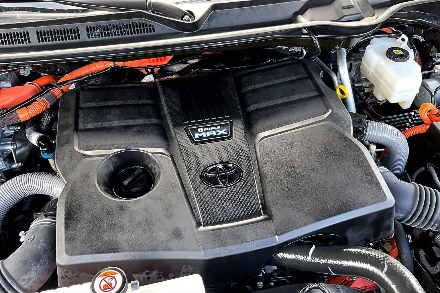2025 Toyota Sequoia photo 33 of 37