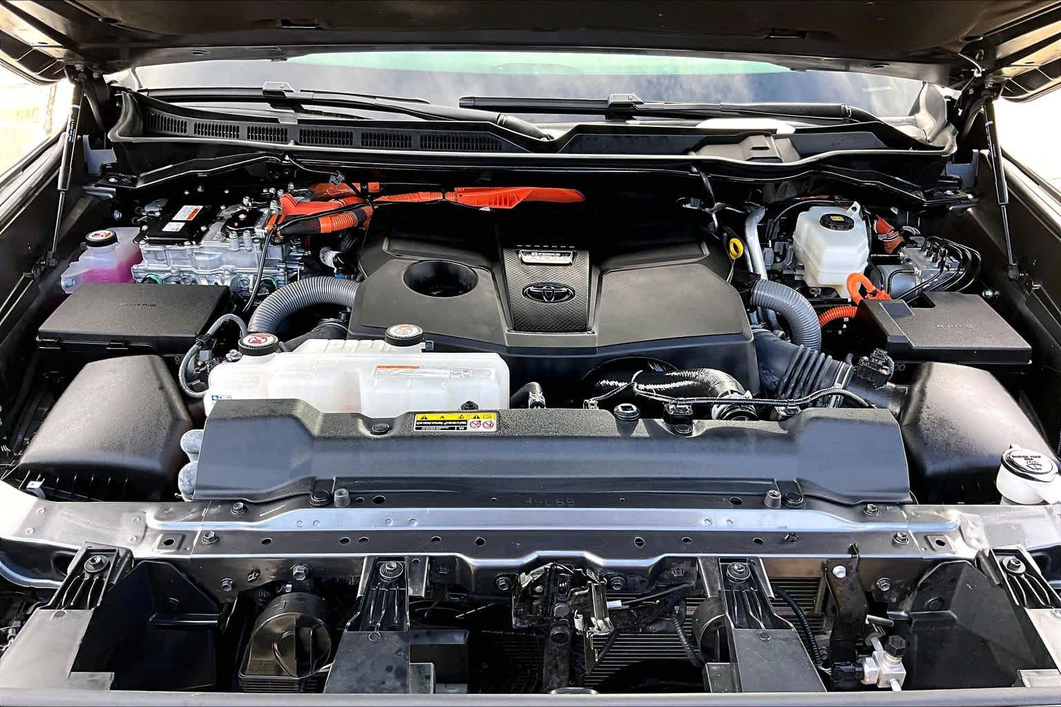 2025 Toyota Sequoia photo 32 of 37