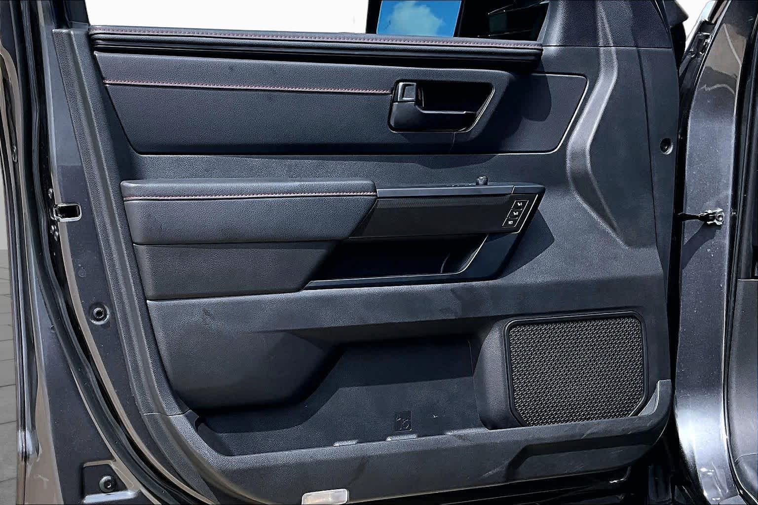 2025 Toyota Sequoia photo 22 of 37